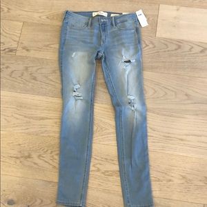 NWT Hollister Low Rise Super Skinny Jeans 5R 27x30